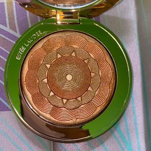 Estée Lauder Bronze Goddess Highlighter